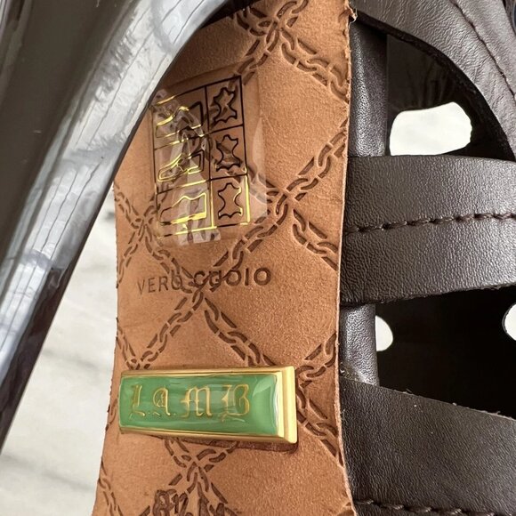 L.A.M.B. by Gwen Stefani Zan Sandals size 7.5 Dark Brown Buckle Back Zip Entry - Picture 2 of 2